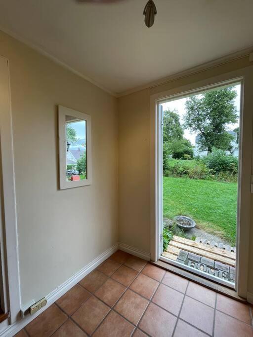 Apartament With Access To Garden, Central, Quiet And With Free Parking Fredrikstad Exterior foto